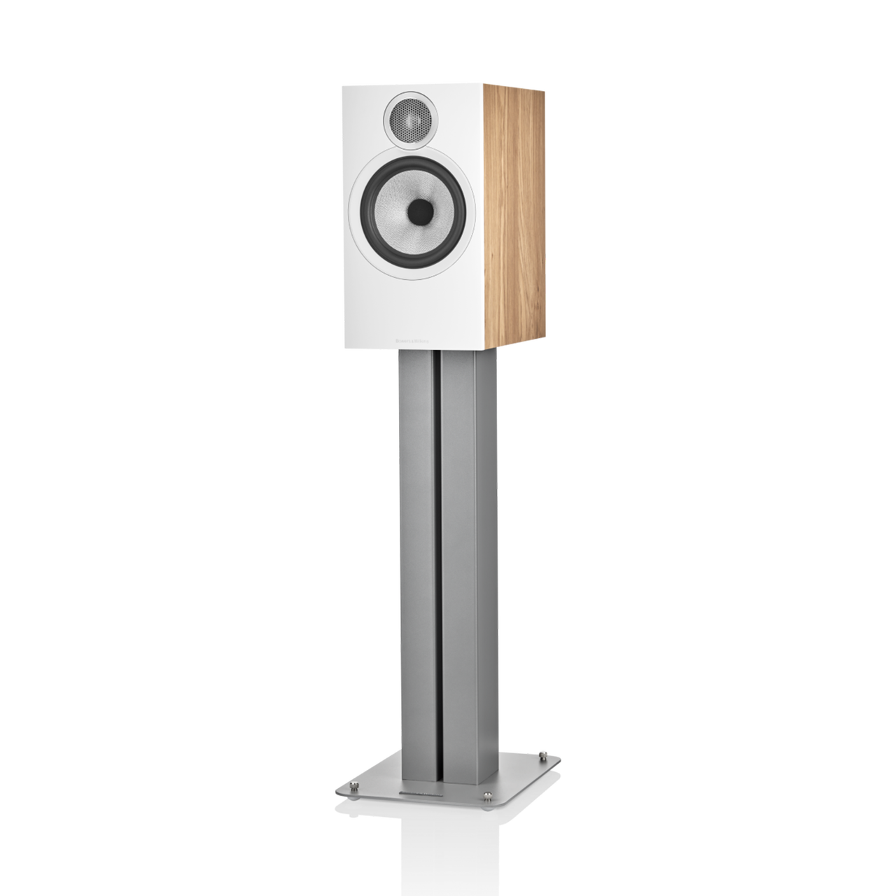 Bowers & Wilkins 606 S3 Bookshelf Speaker - Pair - Oak