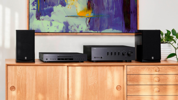 Yamaha CD-S303 CD Player